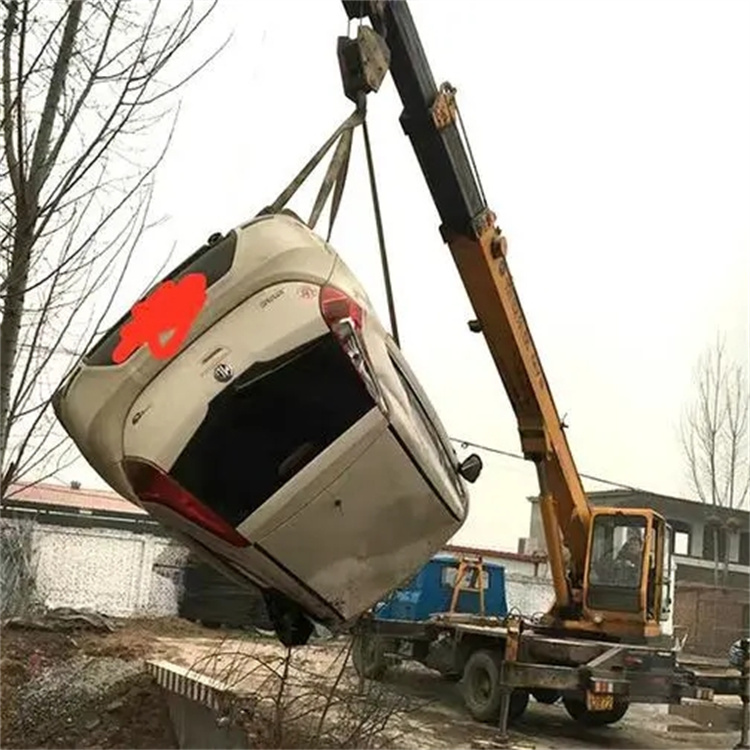 桃源吊车救援小汽车怎么吊